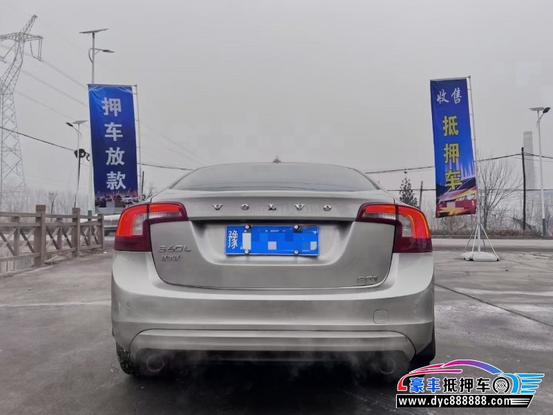 14年沃尔沃S60轿车抵押车出售