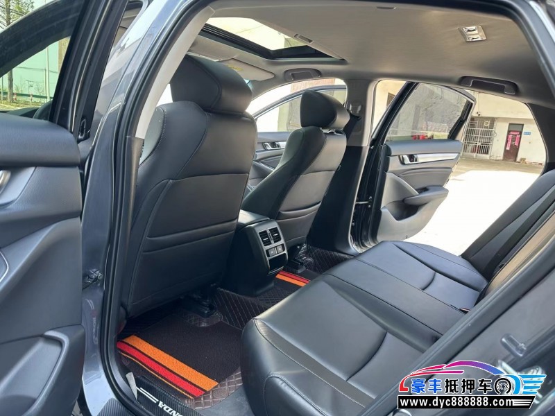 22年本田雅阁轿车抵押车出售