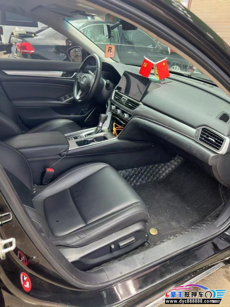 22年本田雅阁轿车抵押车出售