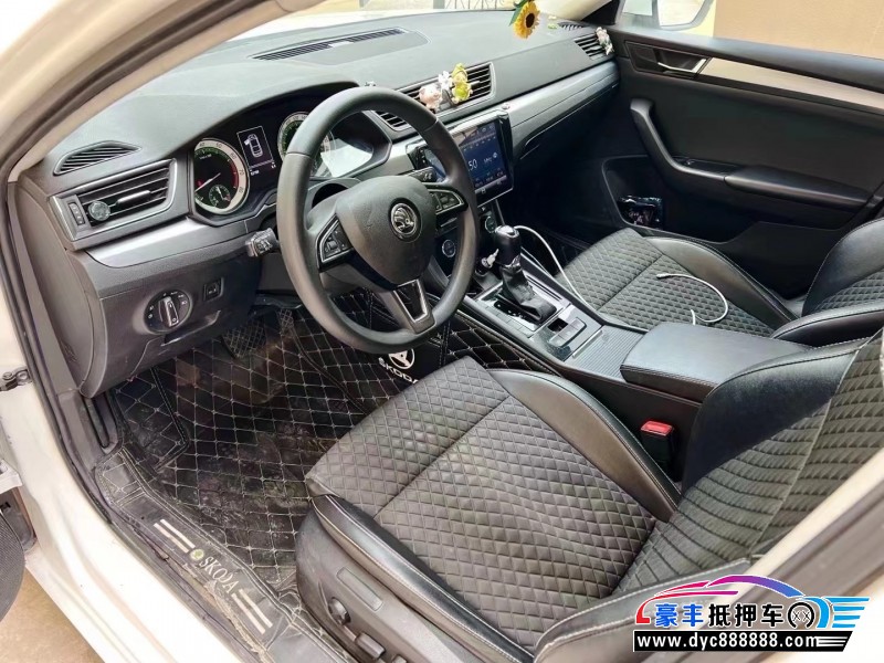 18年斯柯达速派轿车抵押车出售