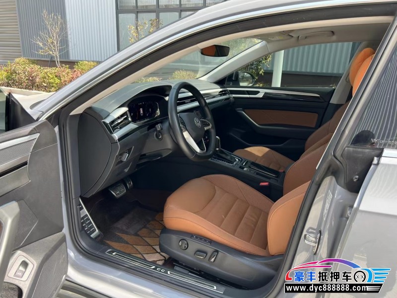 22年大众CC轿车抵押车出售