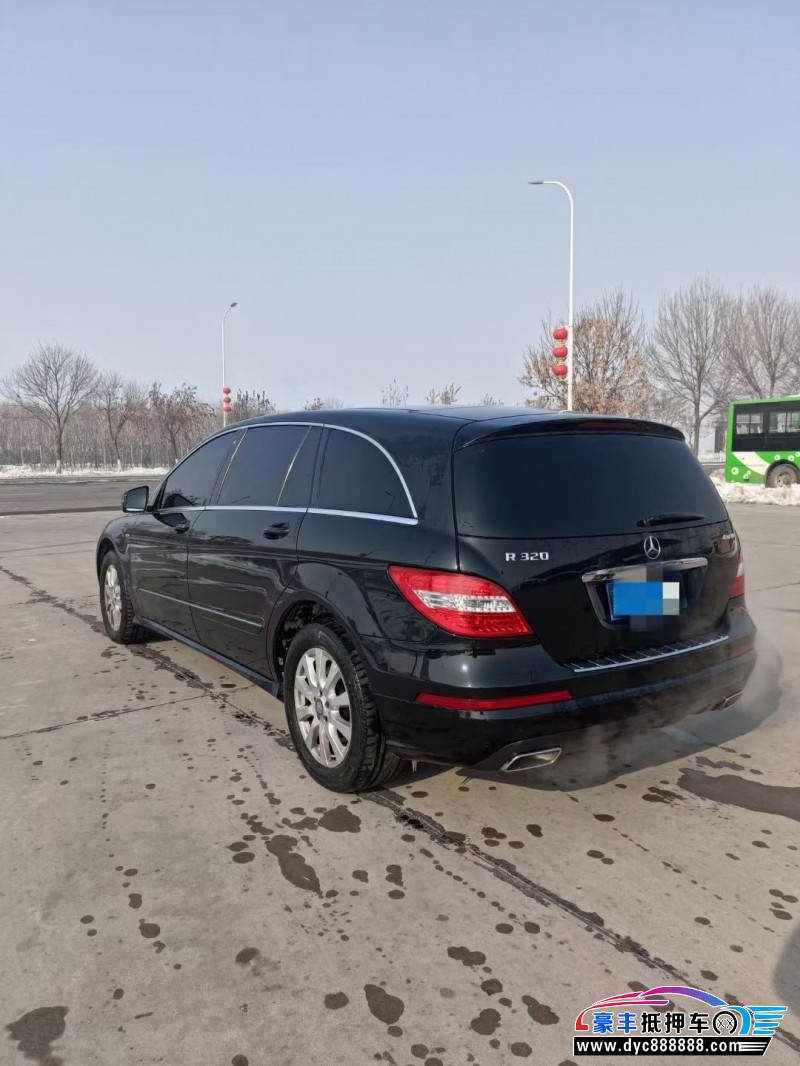 17年奔驰R轿车抵押车出售