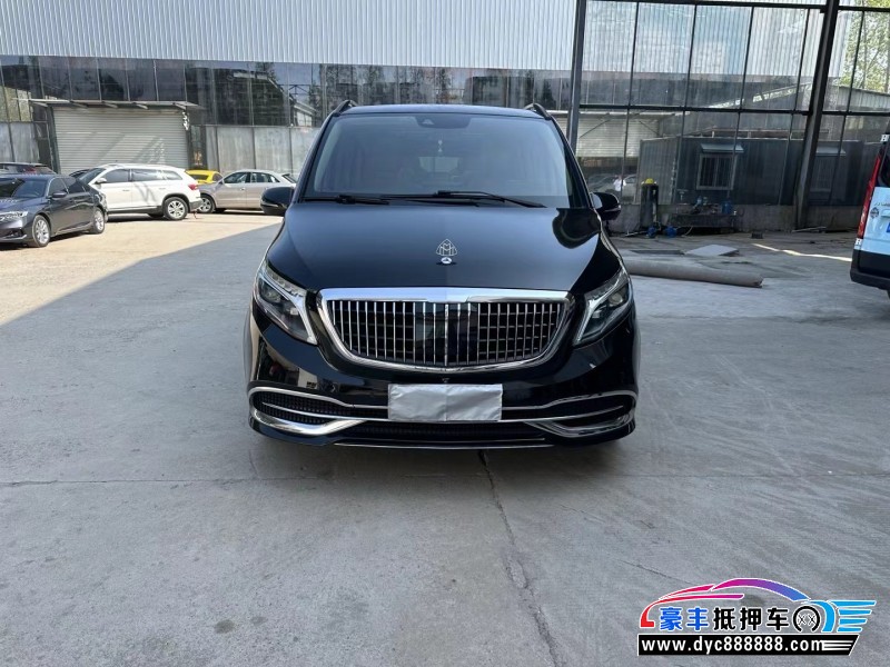 17年奔驰V轿车抵押车出售