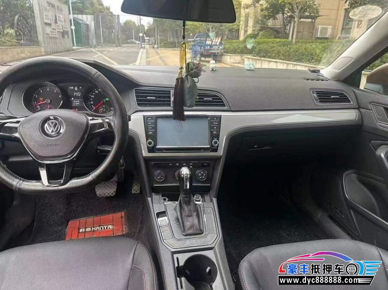 22年大众速腾轿车抵押车出售