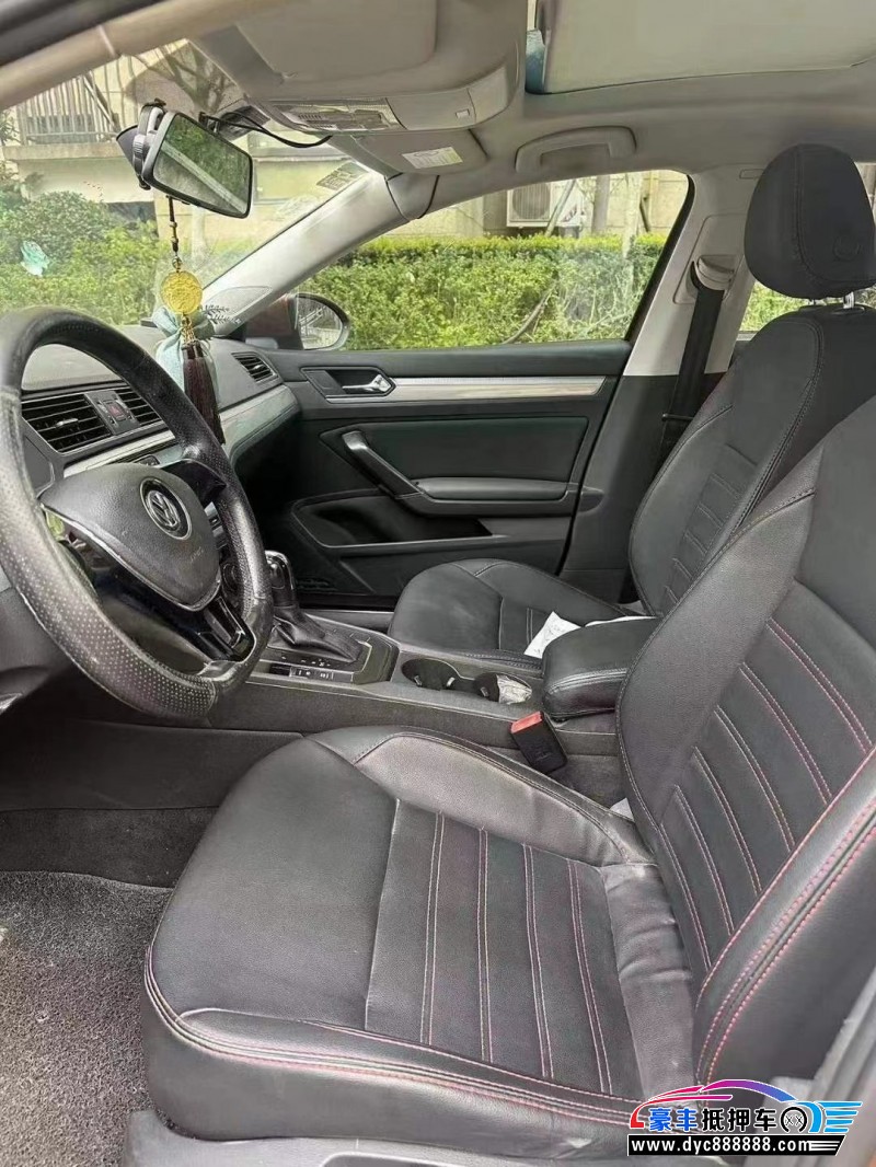 22年大众速腾轿车抵押车出售