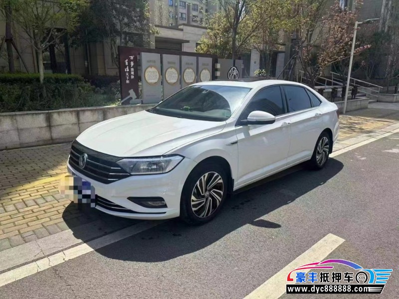 22年大众速腾轿车抵押车出售