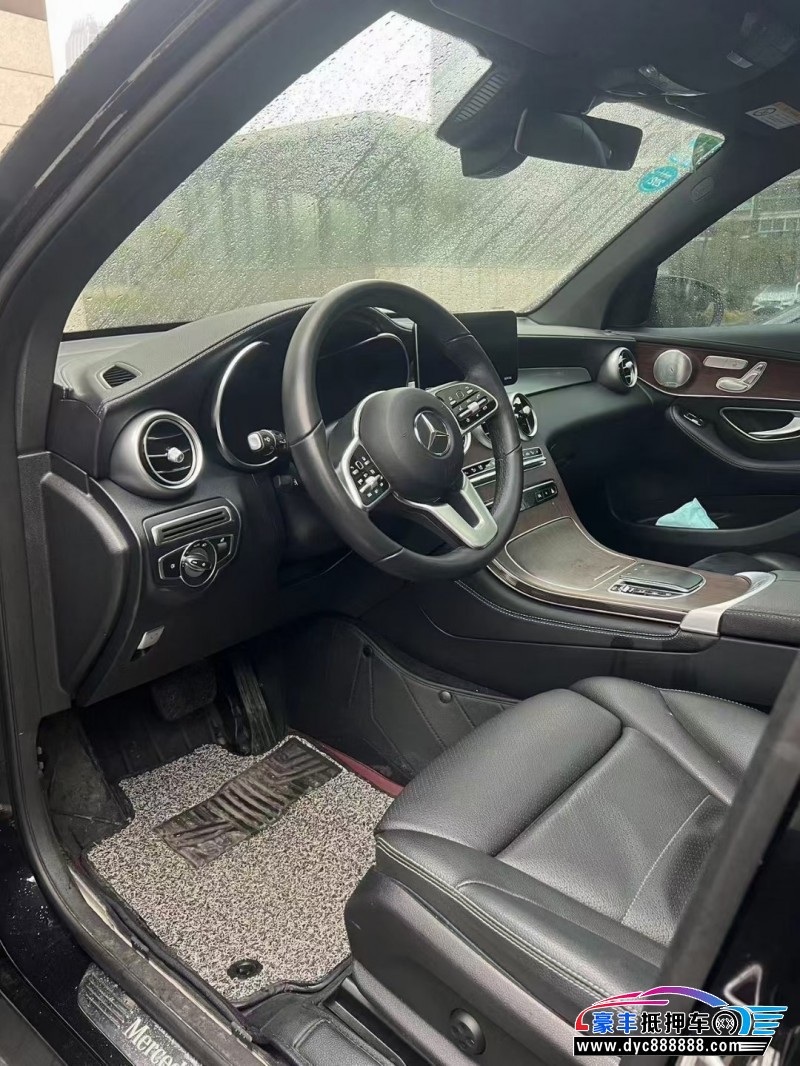 20年奔驰GLCSUV抵押车出售