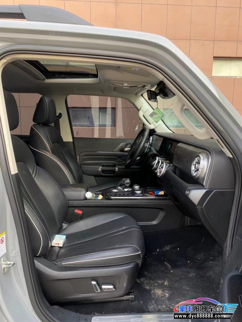 21年WEY坦克300轿车抵押车出售