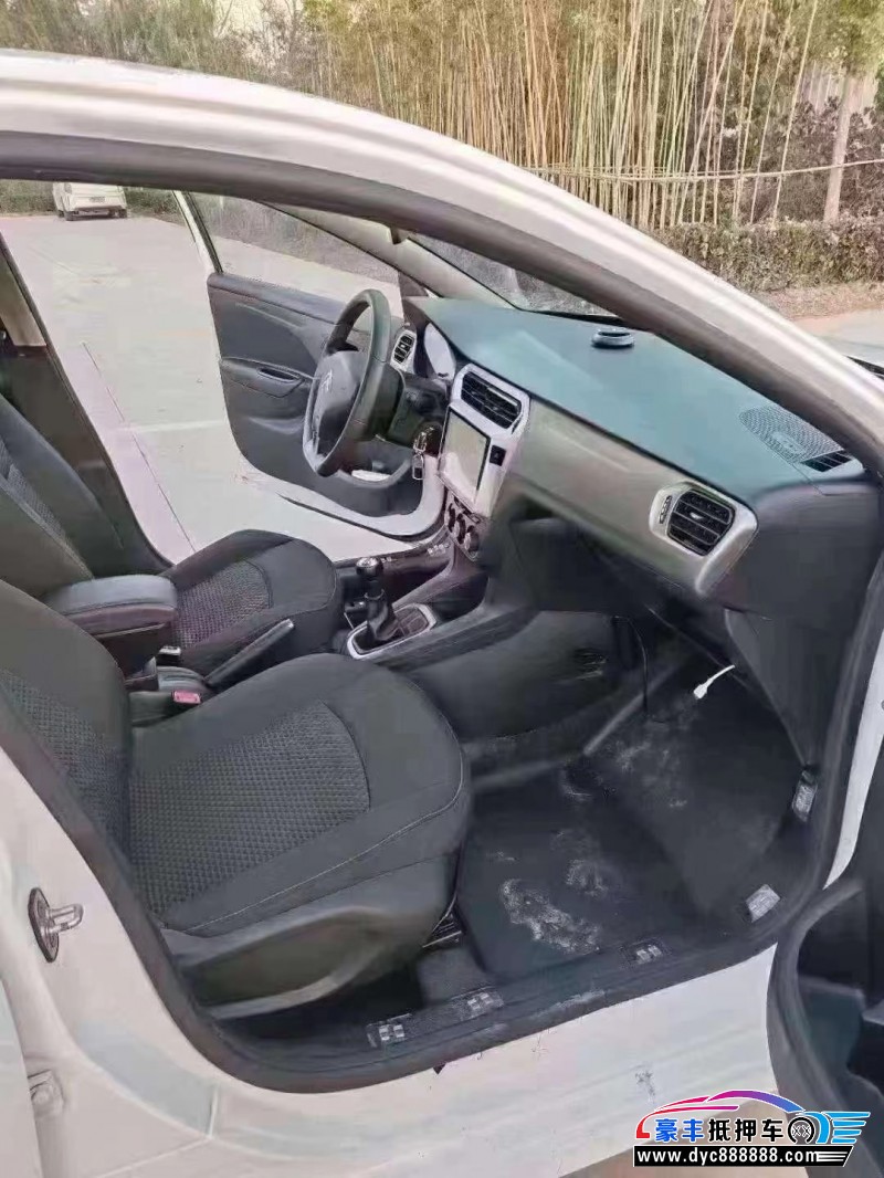 19年雪铁龙爱丽舍轿车抵押车出售