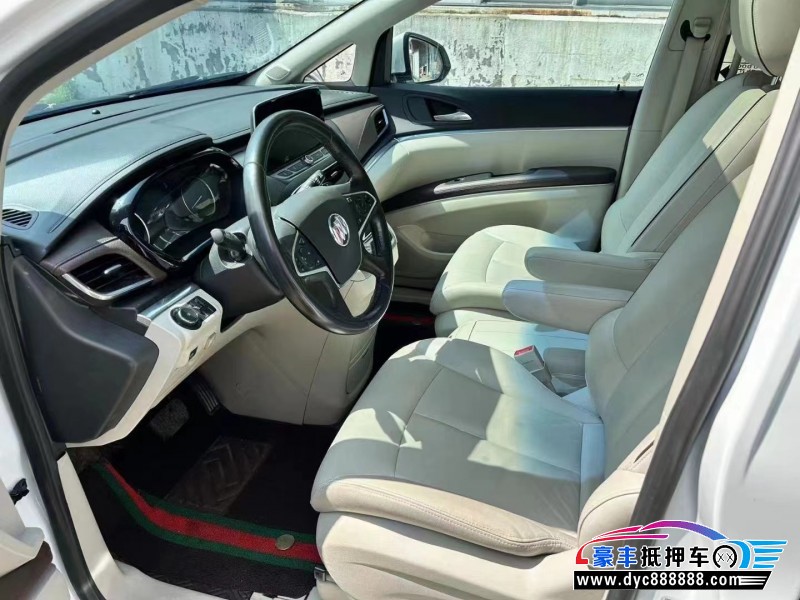 21年别克GL8轿车抵押车出售