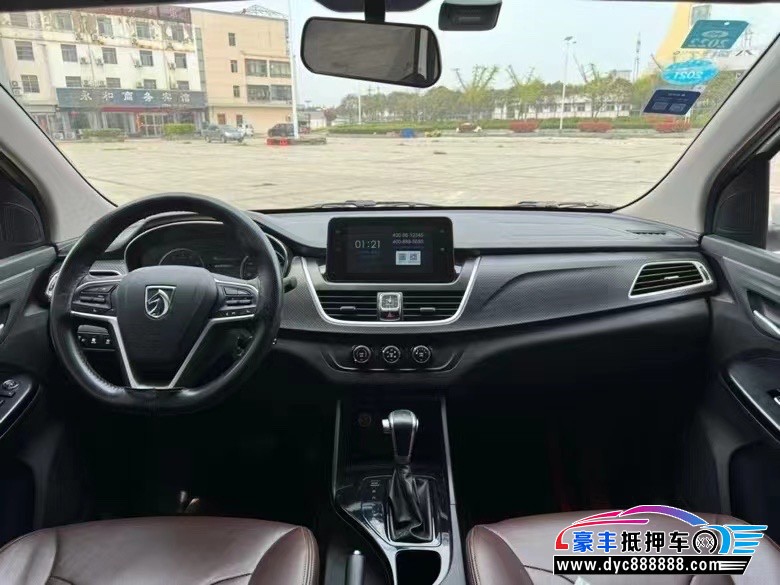 20年宝骏730轿车抵押车出售