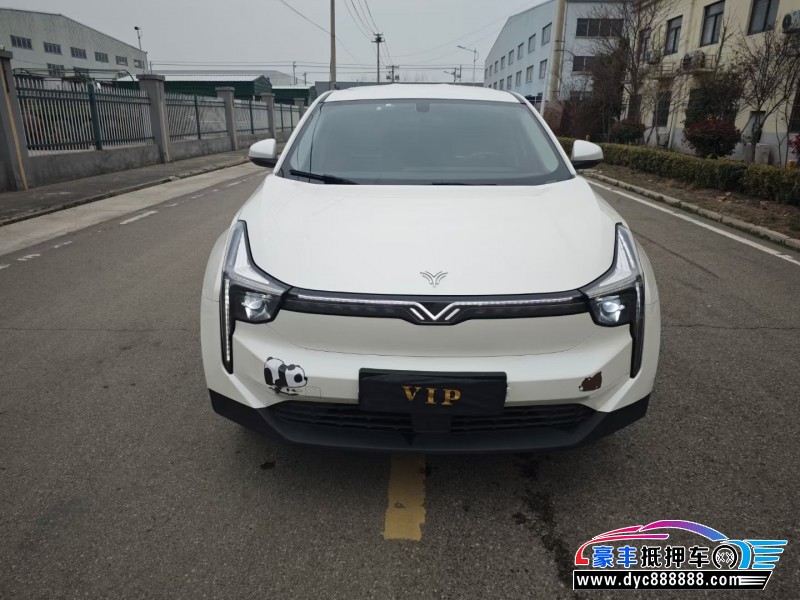 21年哪吒U轿车抵押车出售