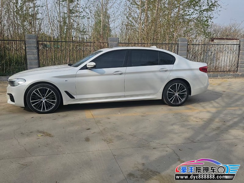 20年宝马5系轿车抵押车出售