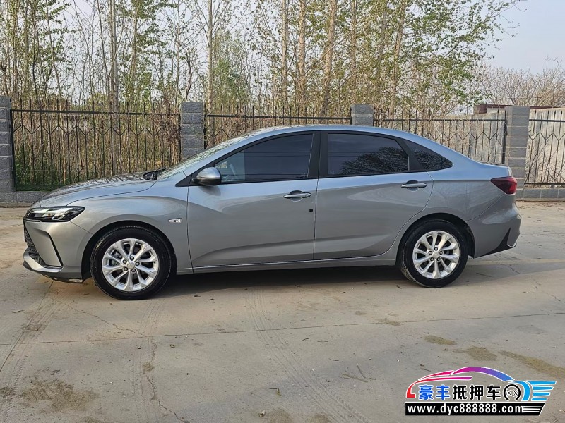 23年雪佛兰科鲁泽轿车抵押车出售