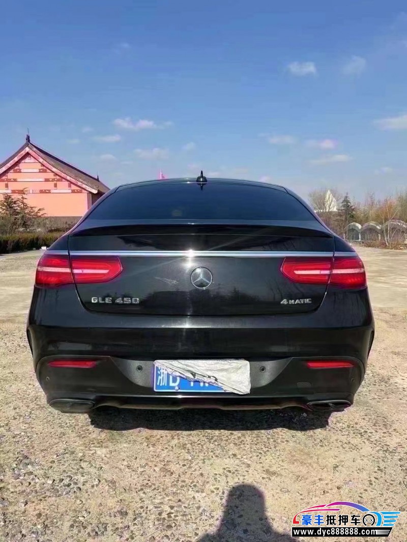 15年奔驰GLE轿车抵押车出售