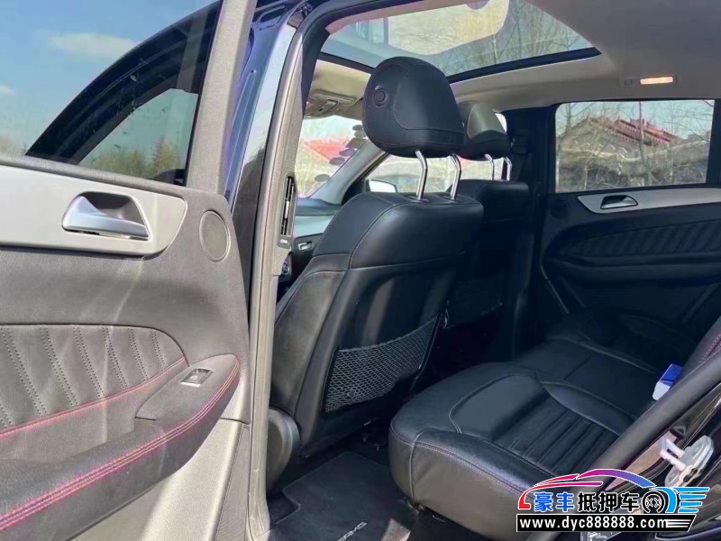 15年奔驰GLE轿车抵押车出售