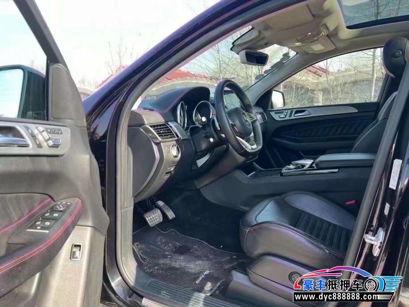 15年奔驰GLE轿车抵押车出售