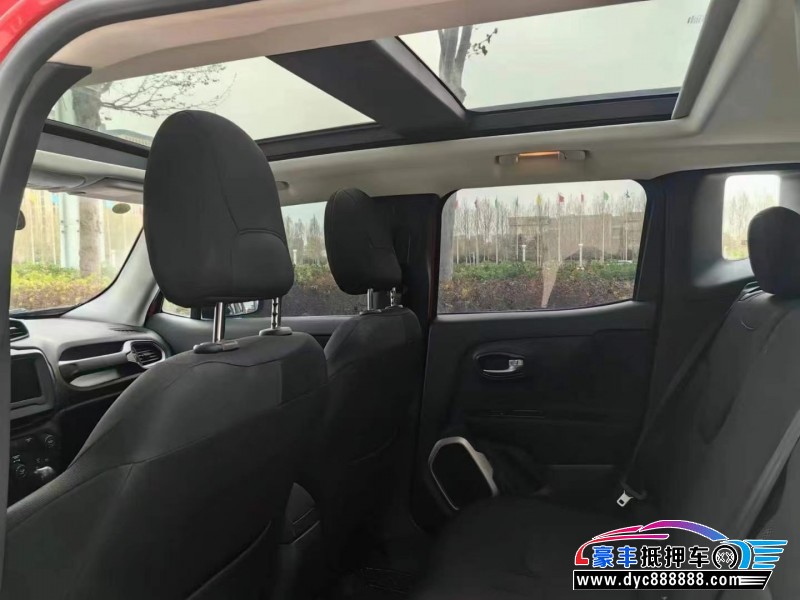 20年Jeep自由侠轿车抵押车出售