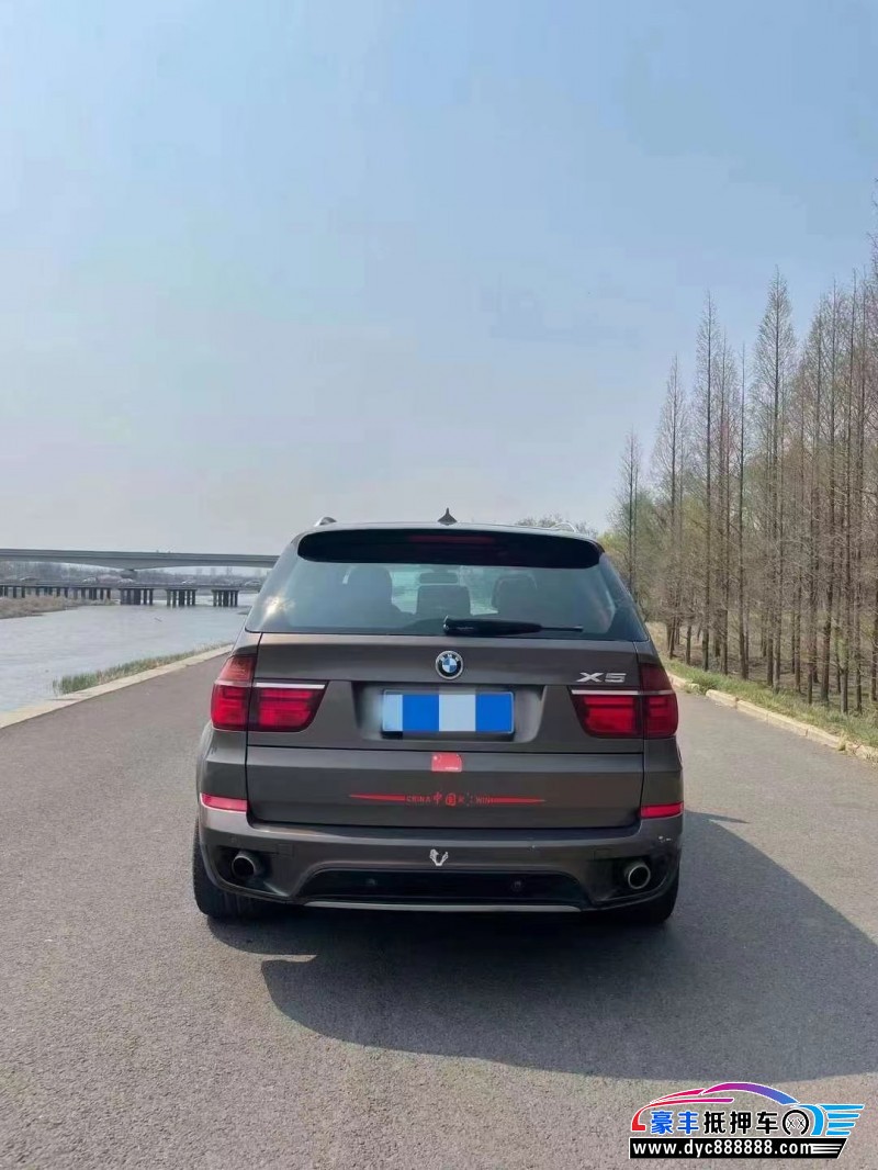 13年宝马X5轿车抵押车出售