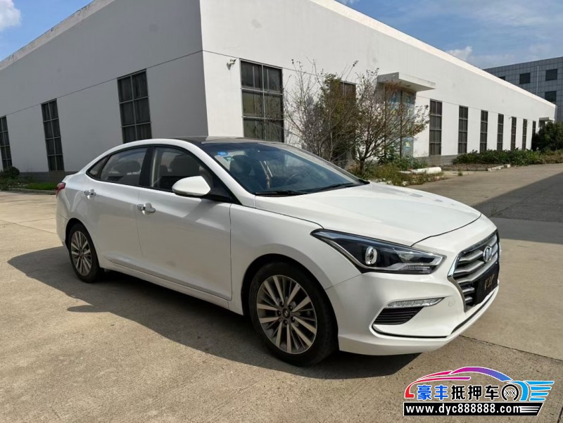 17年现代名图轿车抵押车出售