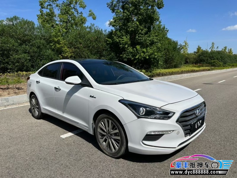 17年现代名图轿车抵押车出售