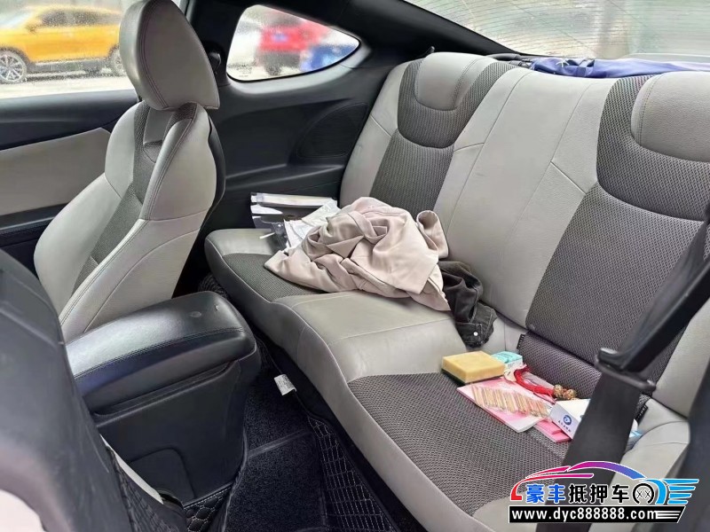 14年现代劳恩斯轿车抵押车出售