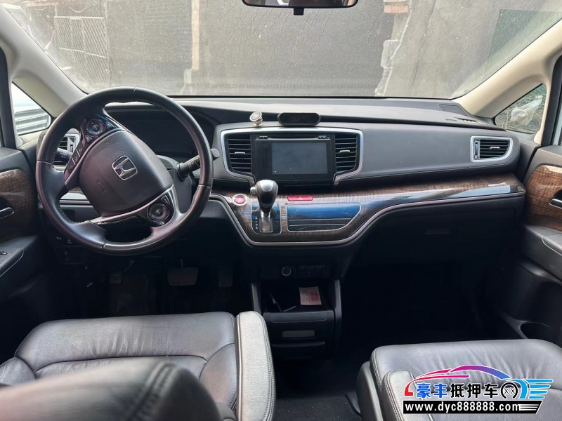 16年本田奥德赛MPV抵押车出售