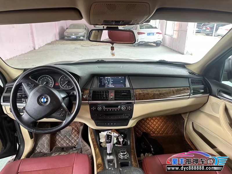 10年宝马X5轿车抵押车出售