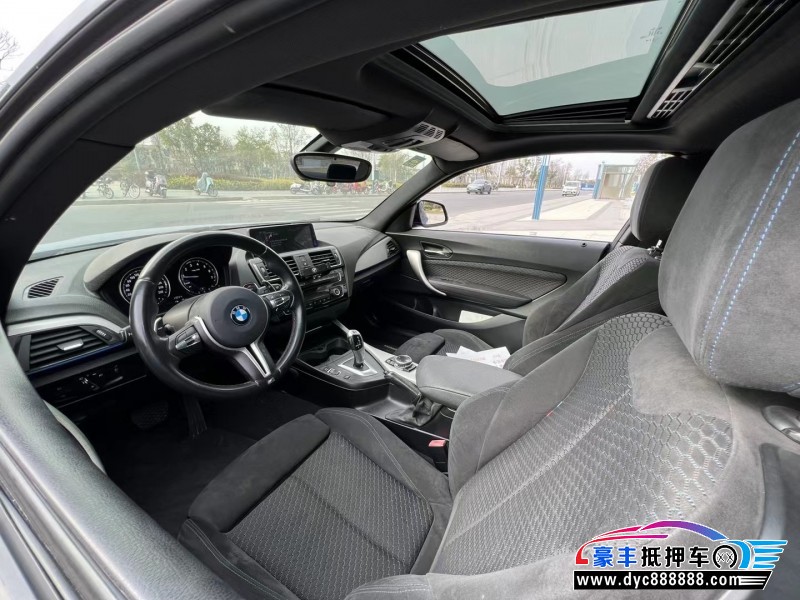 16年宝马2系轿车抵押车出售