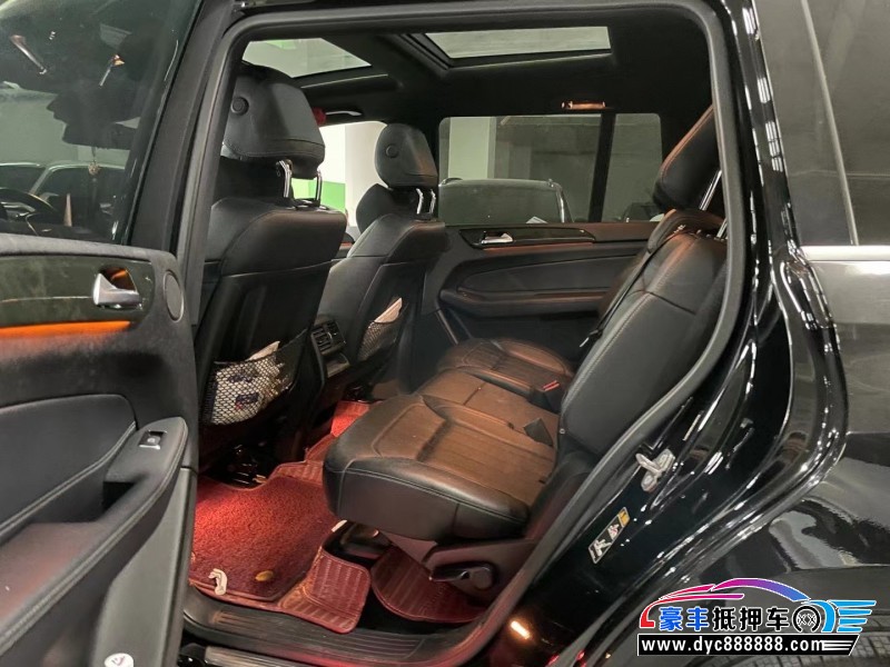 19年奔驰GLS轿车抵押车出售