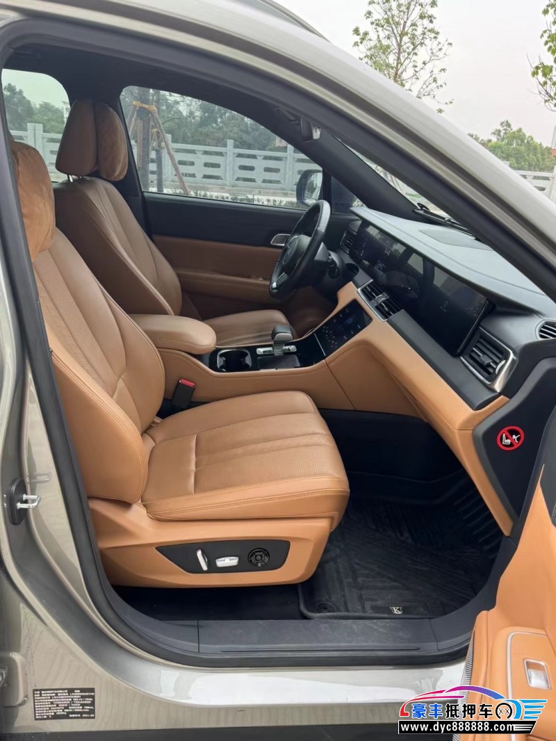 21年理想ONE轿车抵押车出售