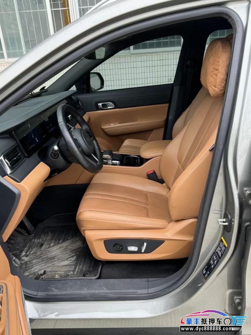 21年理想ONE轿车抵押车出售