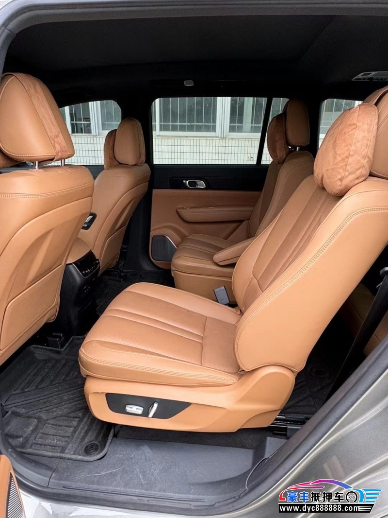 21年理想ONE轿车抵押车出售