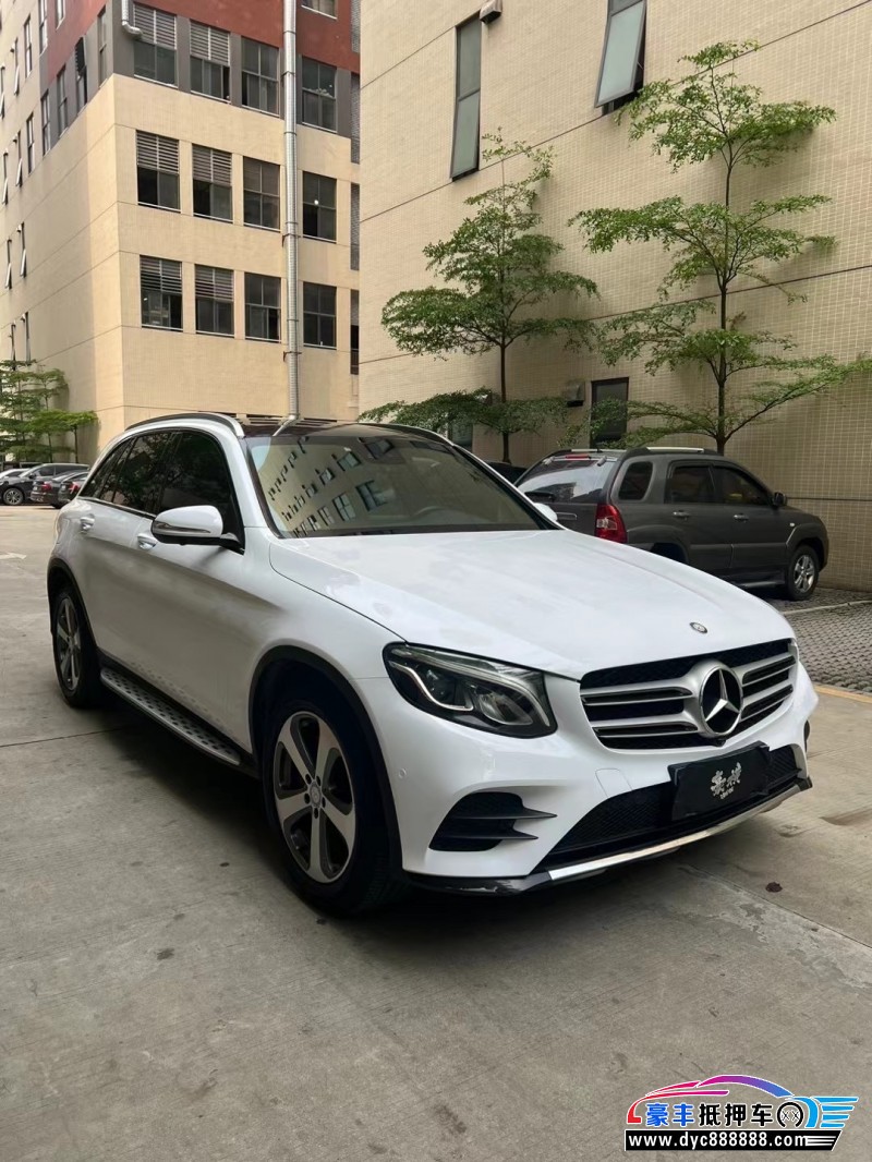 17年奔驰GLC轿车抵押车出售