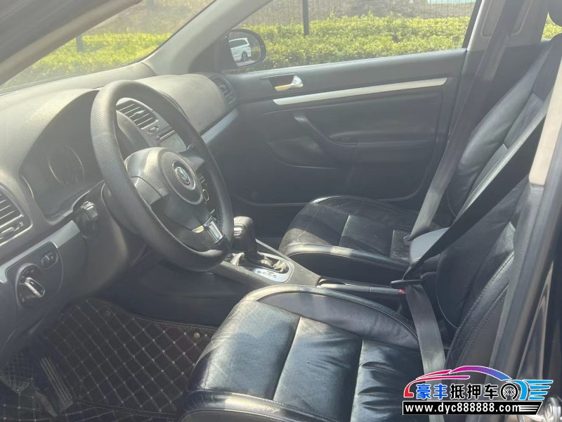 11年大众速腾轿车抵押车出售