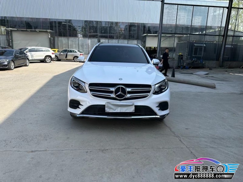 17年奔驰GLC轿车抵押车出售