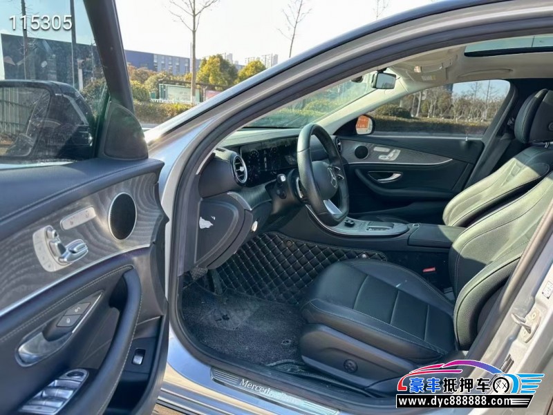 21年奔驰E轿车抵押车出售