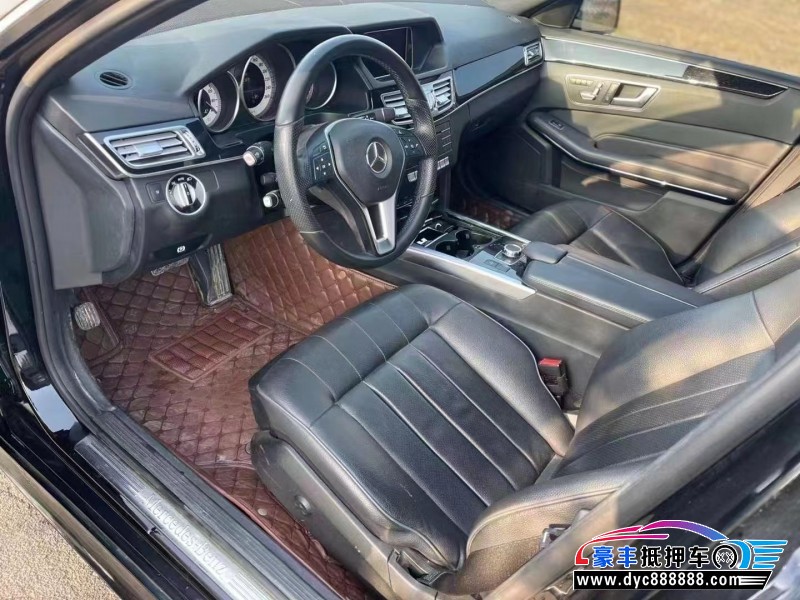 16年奔驰E轿车抵押车出售