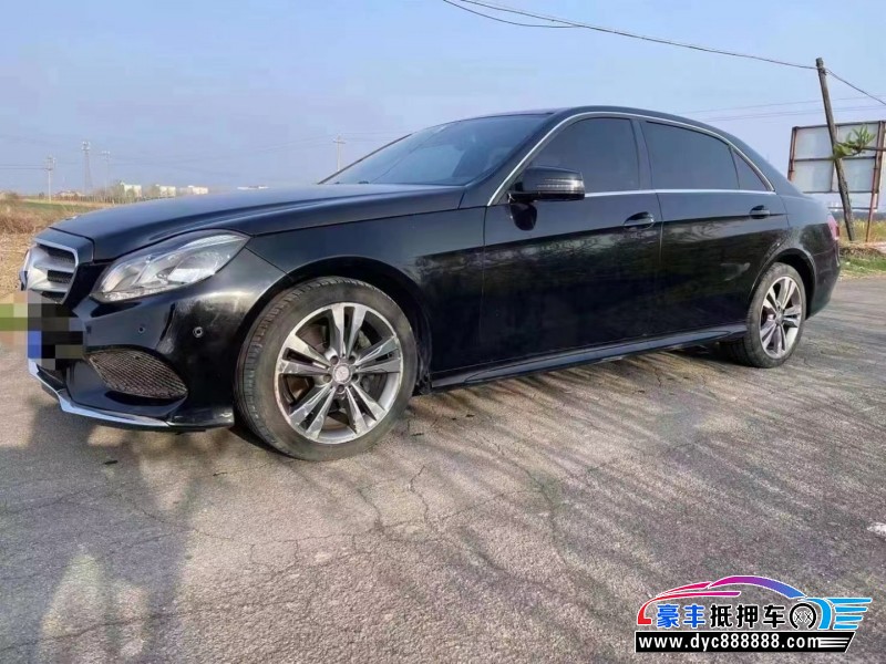 16年奔驰E轿车抵押车出售