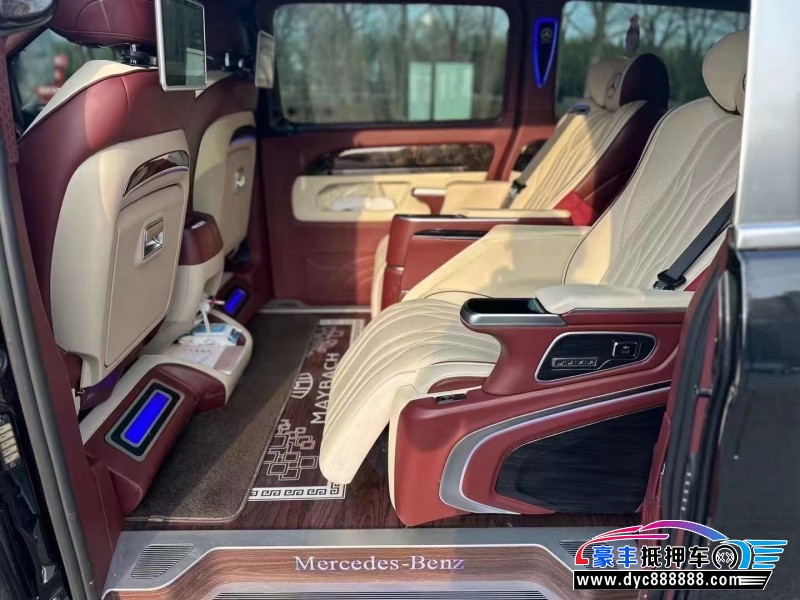 23年奔驰威霆MPV抵押车出售