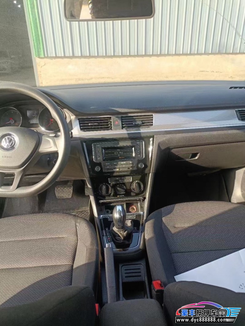 23年大众宝来轿车抵押车出售