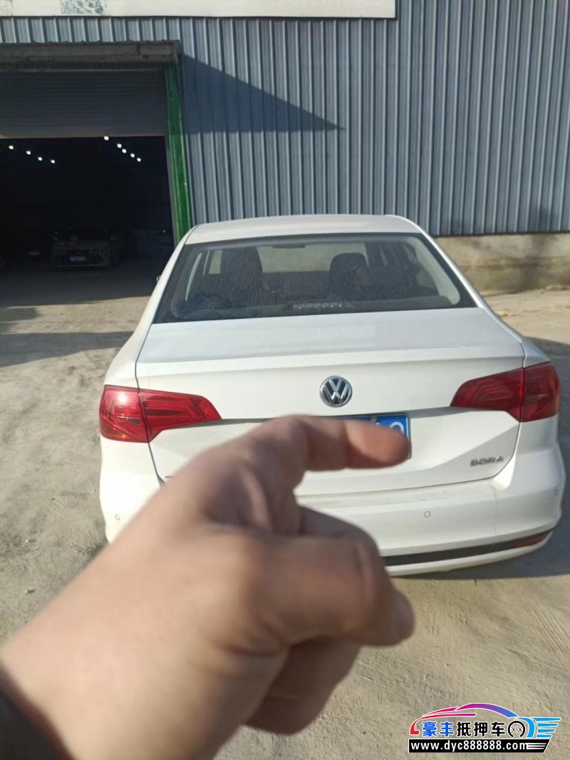 23年大众宝来轿车抵押车出售