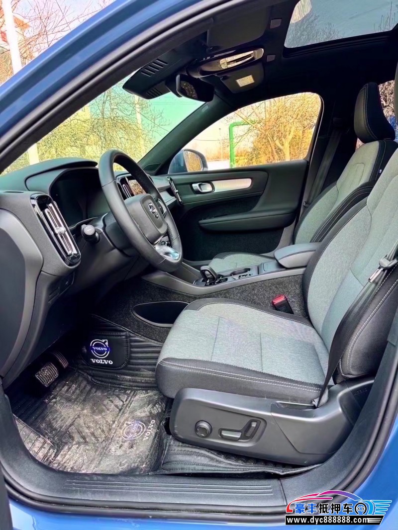 23年沃尔沃XC40轿车抵押车出售