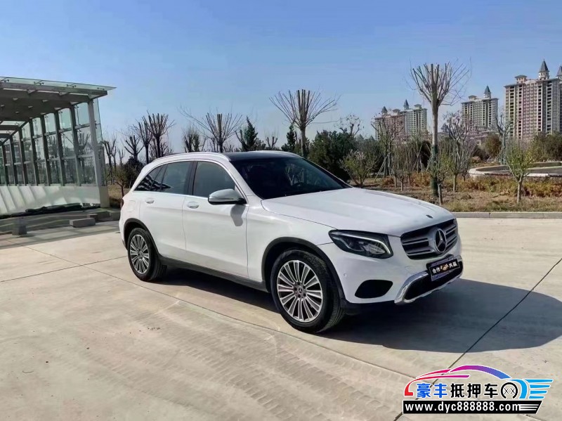 17年奔驰GLC轿车抵押车出售