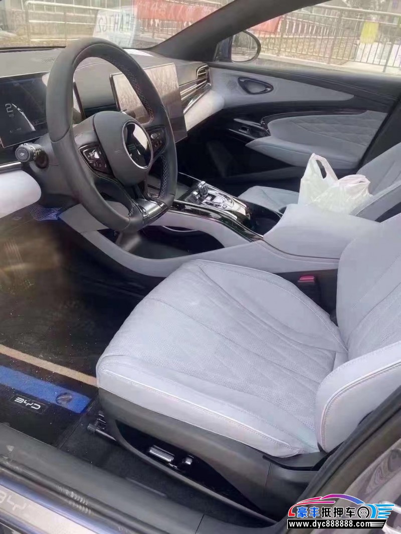 24年比亚迪海豹轿车抵押车出售