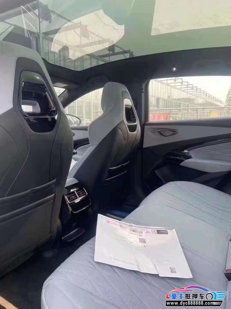 24年比亚迪海豹轿车抵押车出售