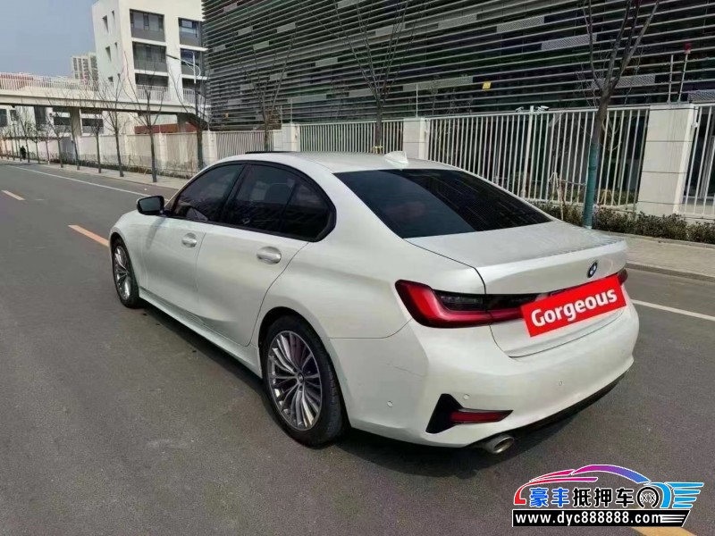 20年宝马3系轿车抵押车出售