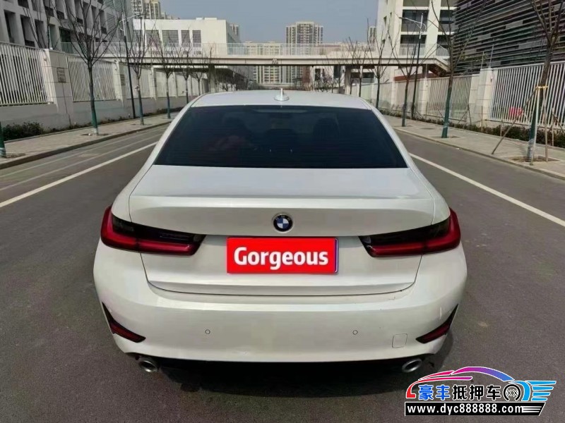 20年宝马3系轿车抵押车出售