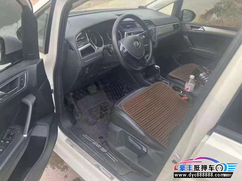 19年大众途安轿车抵押车出售