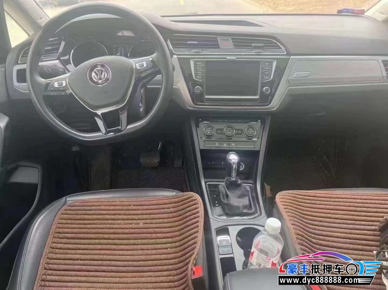 19年大众途安轿车抵押车出售